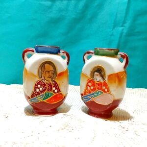 Vintage, made in occupied Japan, two tiny vases.